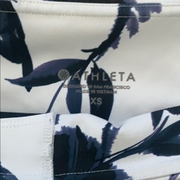 Athleta Floral Legging size xs - Picture 3 of 3